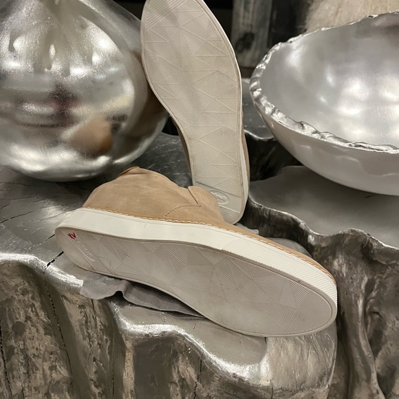 Dr SCHOLLS be free desert boot style slip in to booties size 7 hip comfort đź–¤ - Picture 15 of 17